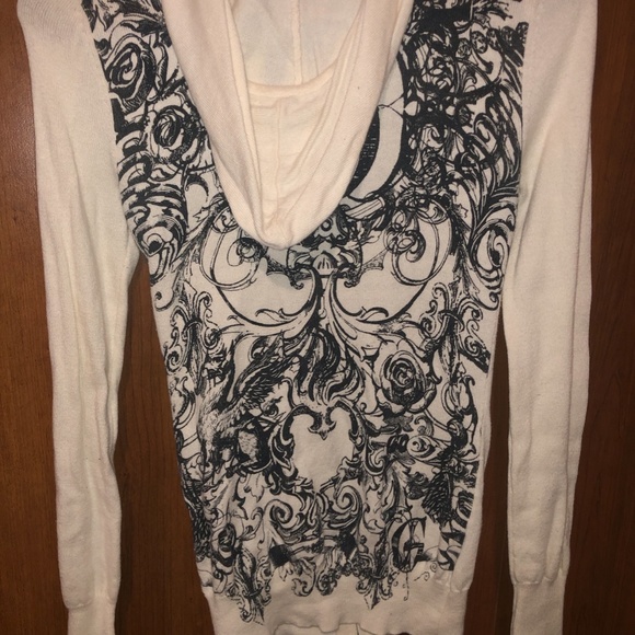 Guess Sweater - Picture 2 of 3